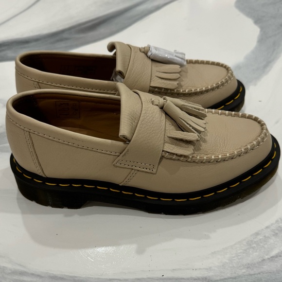 NWOB Dr Martins Women’s Adrian Penny Loafers in Parchment Beige Virginia Color 6 - Picture 10 of 10